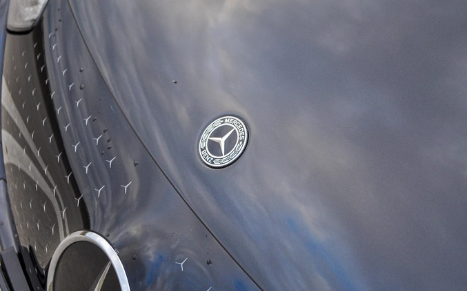 Mercedes-Benz EQE cena 196677 przebieg: 23700, rok produkcji 2023 z Kępno małe 667